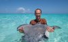 Kajmany - Stingray City-plavání a focení se s rejnoky